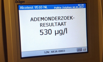 Lochemse politie houdt drankrijder staande