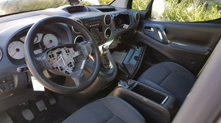 Airbags gestolen Braamkamp Zutphen