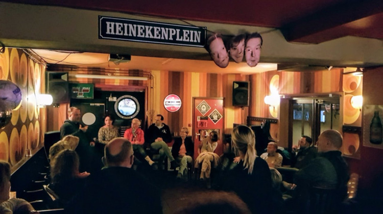 Lochemse scholieren gingen met hun ouders op 'kroegentocht'