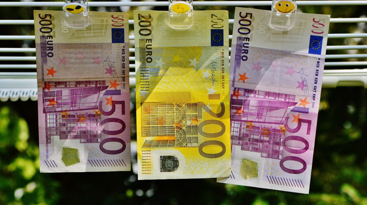 Barchemer Frans W. lapte veel financiële regeltjes aan zijn laars