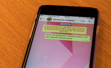 Scheve stoeptegel? Dit mag je NIET WhatsAppen naar de gemeente
