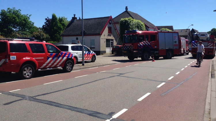 Brandweer rukt groot uit voor brandende plantjes