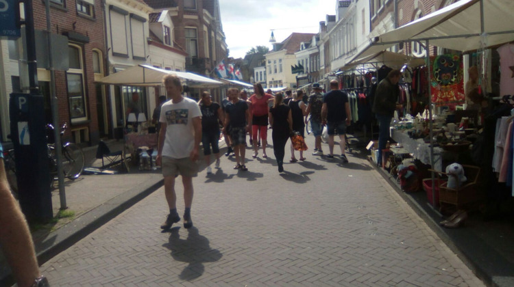 Veel bezoekers tijdens tropische Meimarkt Zutphen