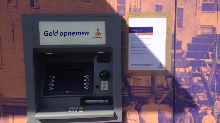 Pinautomaat in Zutphen dicht vanwege angst voor plofkraak