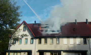 Woning Leesten onbewoonbaar na uitslaande brand