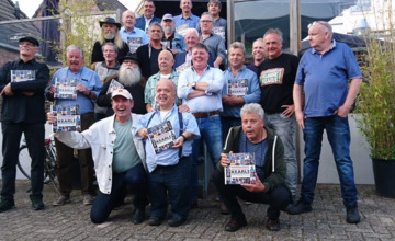 Achterhoekse Kearls ontvangen eerste boek