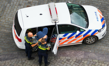 Politie pakt grondkabeldief in Zutphen dankzij getuige