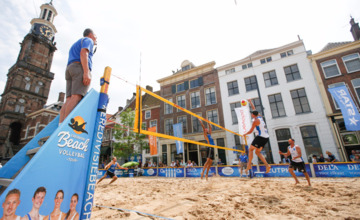 KIJK TERUG | Eredivisie Beachvolleybal op Zutphense Groenmarkt