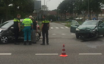 Auto's botsen op elkaar op Laan naar Eme in Zutphen