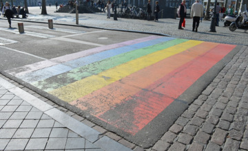 Discussie gaybrapad in Zutphen wakkert weer aan door AD-columnist