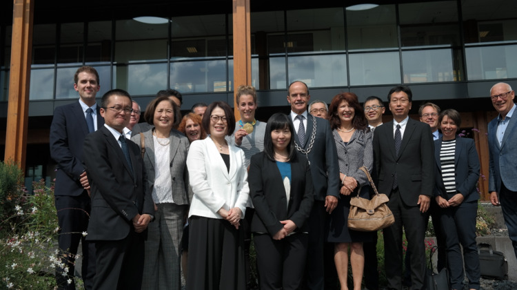 Japanse delegatie brengt bezoek aan Brummen