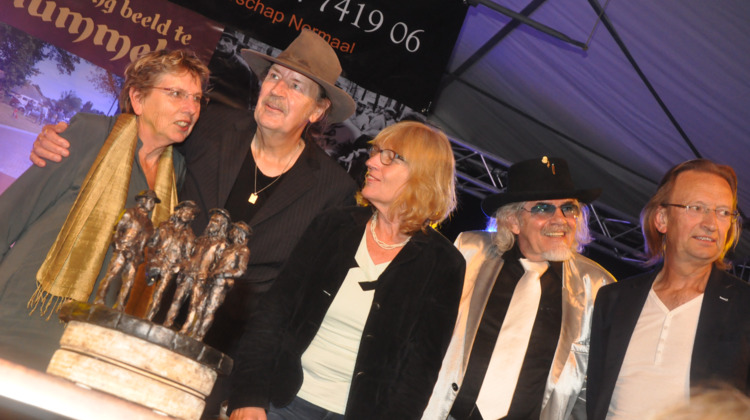 Deze rockgroep krijgt een standbeeld, iets wat uniek is voor een band