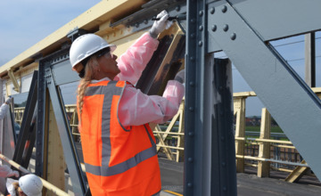 We vroegen aan mensen wat ze van de 'Zutphens blauwe' brug vinden