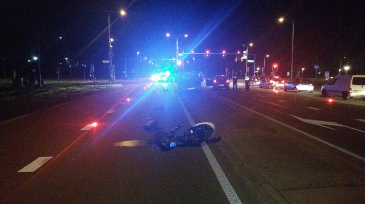 17-jarige scooterrijder tweemaal achter elkaar geschept door auto