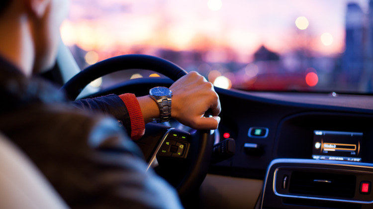 Dit betaal je voor je verloren rijbewijs in jouw gemeente