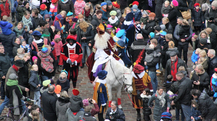 Zutphense Sinterklaasintocht dit jaar weer live te zien voor thuisblijvers