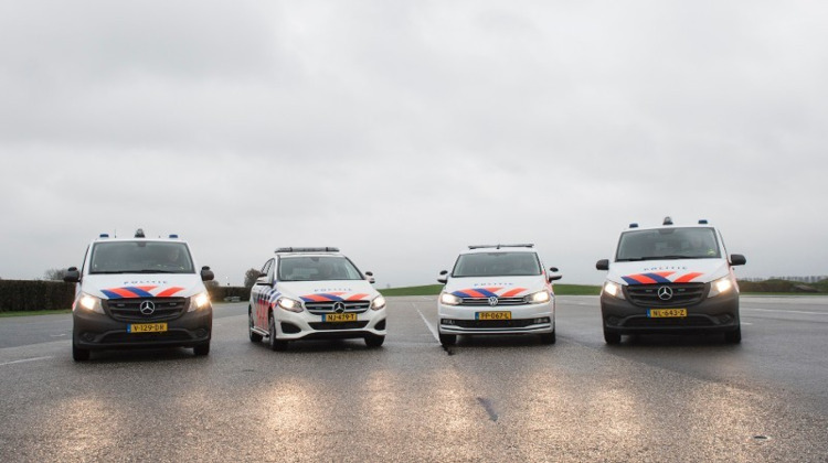 Bekijk hier de nieuwe auto's van de politie