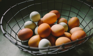 Waarom je eitje, en veel andere producten, op je bord duurder worden