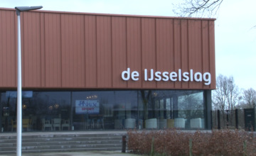 Oud-medewerkers IJsselslag klappen uit de school over intimidatie, fraude en privacyschending