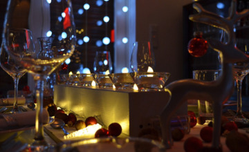 Waarom we graag buiten de deur eten met kerst