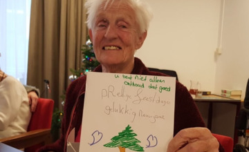 Lief! Deze (225.000) ouderen kregen een handgeschreven kerstgroet