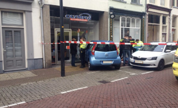 Auto die passant en pand uitzendbureau ramde: "Het leek wel een aanslag"