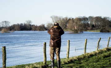 Wat is er nou zo interessant aan dat hoge water? 