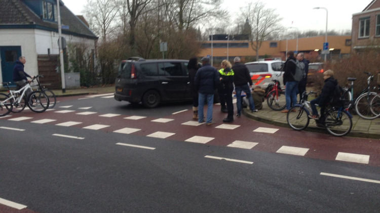 Automobilist rijdt meisje aan in Zutphen