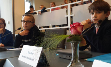 Kinderen nemen politieke macht over