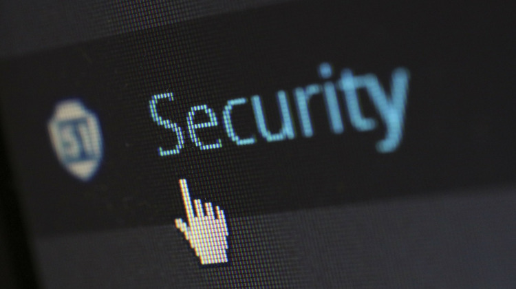 Lochemse student (21) opgepakt voor hacken schoolsysteem