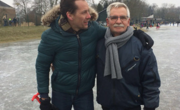 Ook Stefan Groothuis test de Zutphense IJsbaan uit