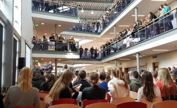 VVD de grootste bij debat Staring College