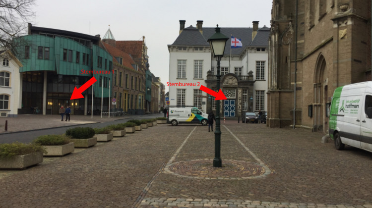 Waarom er twee stembureaus vlak naast elkaar zitten in Zutphen