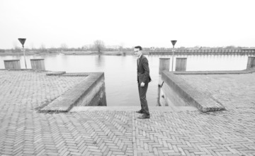 Achterkleinzoon oorlogsheld schrijft boek over oorlogsdrama IJsselkade