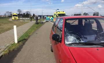 Fietser (90) zwaar gewond na aanrijding