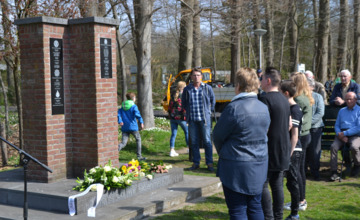 Warnsveld memoreerde gesneuvelde Canadezen