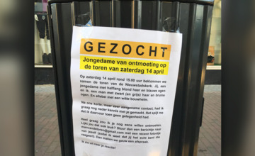 Gezocht: mooie blonde vrouw op de Nieuwstadskerk